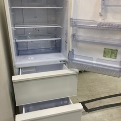 取りに来れる方限定！AQUAの3ドア冷蔵庫です！