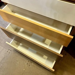 《売約済》【武蔵小山店】 ニトリ チェスト タンス 収納家具 5段 北欧風 木目 ナチュラル Karen 80 hc　カレン モダン インテリア 収納 引き出し タワーチェスト モザイクの画像
