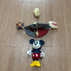 ベビーカーミッキーのおもちゃ