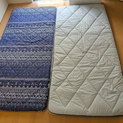 式布団(TEIJIN)、ニトリマットレス、授乳用クッションなどのセット