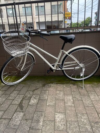 リサイクルショップどりーむ荒田店　No273 自転車　ママチャリ　シティサイクル　２６インチ　白　LEDライト付き♪　