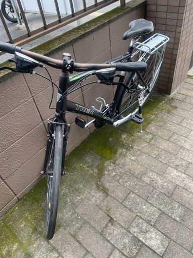 リサイクルショップどりーむ荒田店　No284 クロスバイク　TREK　7.3FX　ギア３×9速　57サイズ　大き目