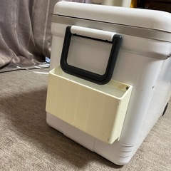 クーラーボックス　の画像