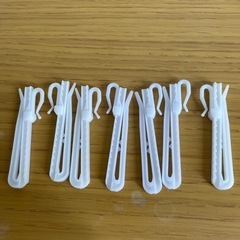 カーテンフック