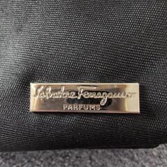 Salvatore Ferragamo 化粧品ポーチ②の画像