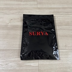 新品 スーリヤ レディースクルーネック 半袖Ｌ ブラックの画像