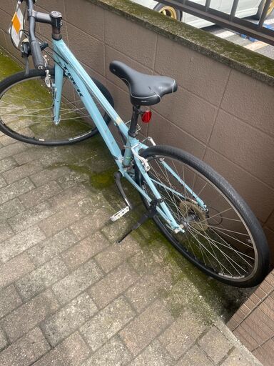 リサイクルショップどりーむ荒田店　No263 クロスバイク　TREK  7.2FX　３×８段変速　整備済み♪