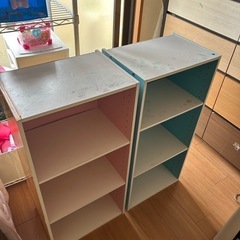 カラーボックス
