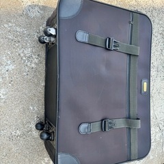 キャスター付きカバン」の画像