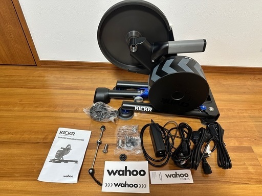 とりあえず最終値下げ動作確認済美品35km程度Wahoo KICKR WFBKTR120 v5
