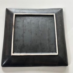 グリーンのキレイな角皿の画像