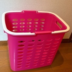 洗濯カゴ ランドリーバスケットの画像