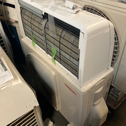 Y2505-644 東芝 ルームエアコン RAS-H281DTKS 2022年製 リモコンあり 10畳用  エアコンガス残量不明 ポンプダウン実施済み フィルター清掃必要 取付工事はお客様で手配して下さい