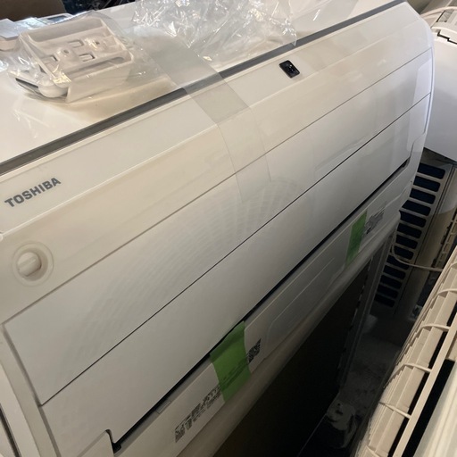 Y2505-644 東芝 ルームエアコン RAS-H281DTKS 2022年製 リモコンあり 10畳用  エアコンガス残量不明 ポン