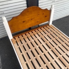 シングルベッド　　マットレスありの画像