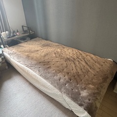 【急募】ベッド(シングル)