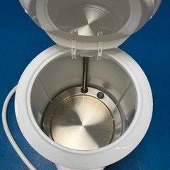電気ケトル1L⭐︎在庫2台有り！フィフティ⭐︎クリーニング済み【387】の画像