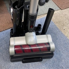 アイリスオーヤマ 充電式  サイクロンクリーナー 掃除機 スティック 中古 家電 買取 2021年製 SCD-131P-Sの画像