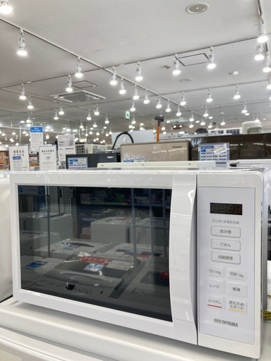 【トレファク高槻店】安心の6ヶ月間保証！取りに来られる方限定！IRIS OHYAMA（アイリスオーヤマ）の電子レンジのご紹介です！