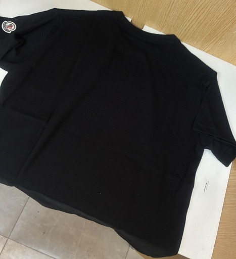 モンクレールTシャツ