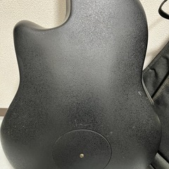 エレクトリックアコースティックギターの画像