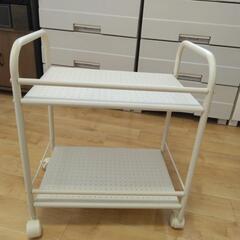 キャスター付ラックの画像