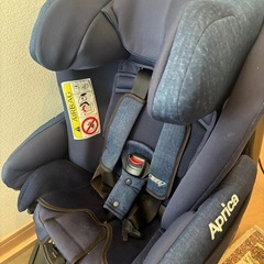 早い者勝ちまもなく処分です。アップリカ　チャイルドシート　フラディア グロウ ISOFIX スタンダードの画像