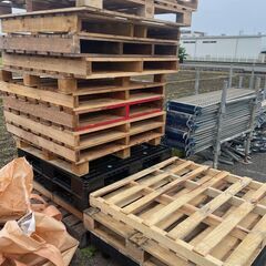 中古パレット 20枚の画像