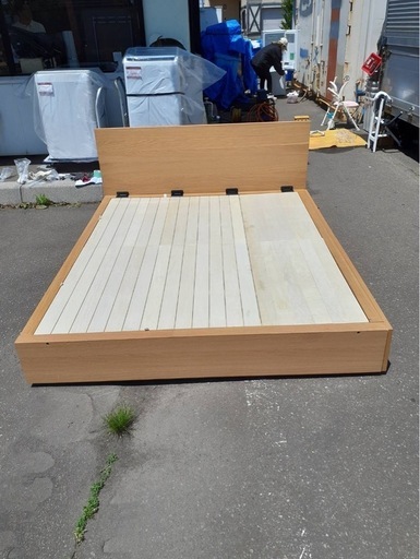 美原店 倉庫保管 無印 Q クイーン 広々 収納ベッド・クイーン・オーク材