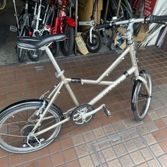 20インチ　ミニベロ　軽量アルミフレーム　7speed フェンダー付き　ゴールドシャンパンの画像