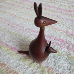お値下中！昭和レトロ 中古品 カンガルー 木製 置物の画像
