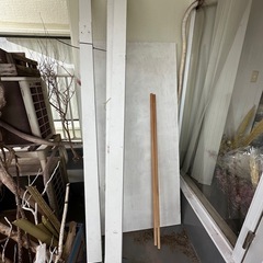 無料　白塗り木材
