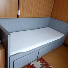 IKEAシングル　ダブルベッド