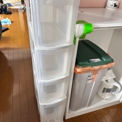 ホワイト　　収納ボックス