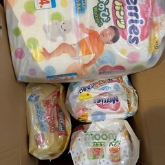 新品、大量オムツ　メリーズパンツ 夜用パッド トイレトレーニング 便座