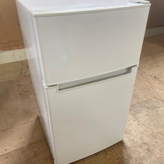 052299 タグレーベル2ドア冷蔵庫85L2020年製