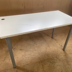 052300机　作業台の画像