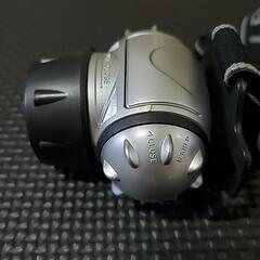 ヘッドライト　ヘルメットライトの画像