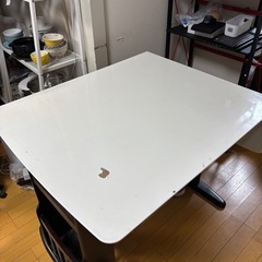 謝礼300円 ニトリ　伸縮式テーブルの画像