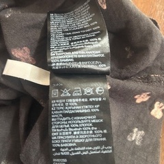 【H&M】女の子用 夏ワンピース《黒地ちょうちょ柄》の画像