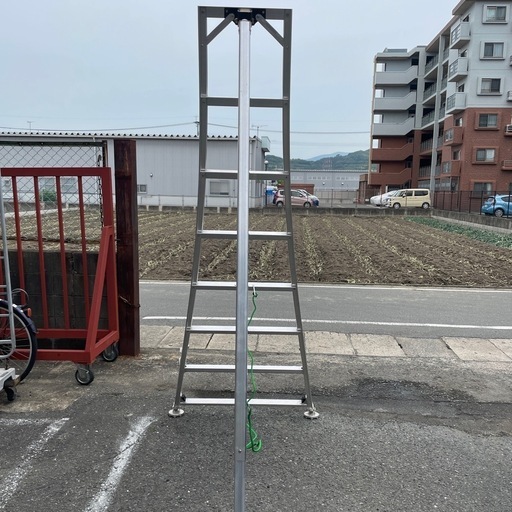 6/1値下げ✨NAKAO✨三脚✨サンキャクのび太郎✨HSH-300✨脚立✨アルミ✨園芸用✨長さ約246cm✨ 幅約93cm✨S534
