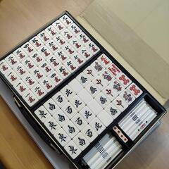 おもちゃ　麻雀パイ　中古　