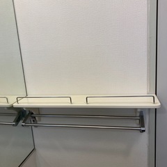 タオルハンガー上部棚の画像
