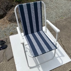 折りたたみイス