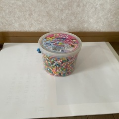 値下げしました。アイロンビーズバケツいっぱい