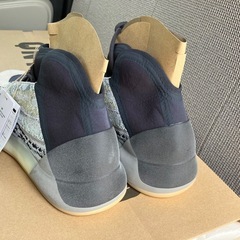 未使用品！ADIDAS YEEZY QNTM ＂SEA TEAL＂ の画像