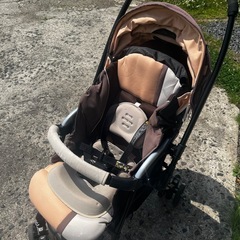 ベビーカー　COMBI コンビ
