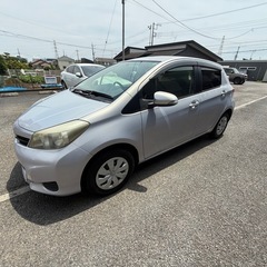 トヨタ ヴィッツ H25 2013 走行距離 11800 kmの画像