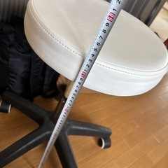 スツール　イス　チェア　移動式　ビニールレザーの画像