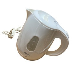電気ポット    ２０１７年製
